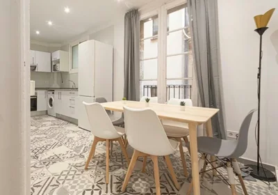Private room at Carrer de la Freneria, Ciutat Vella, image 6 of 10