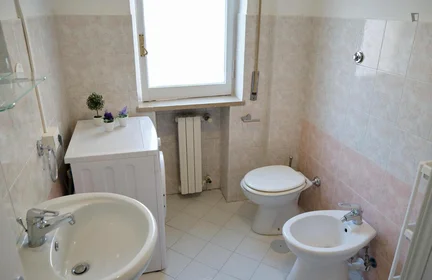 Quarto privado em Via Terracina, imagem 12 de 19