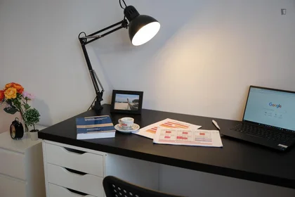 Quarto privado em Via Terracina, imagem 6 de 19