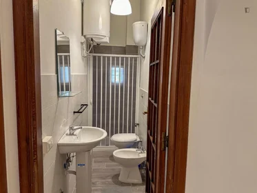 Chambre privée à Vico Sedil Capuano, image 9 de 13
