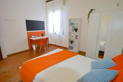 Stanza privata in Via Pastrengo, immagine 1 di 22