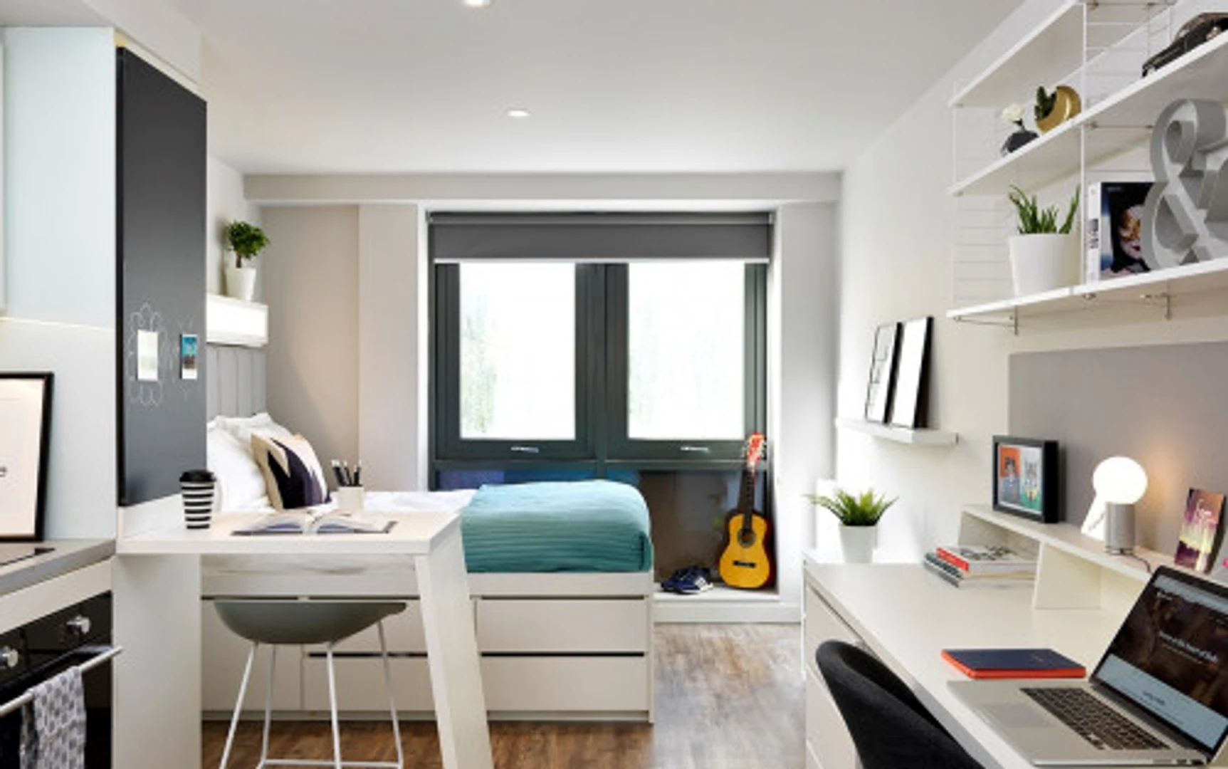 Cozy room for students available in 