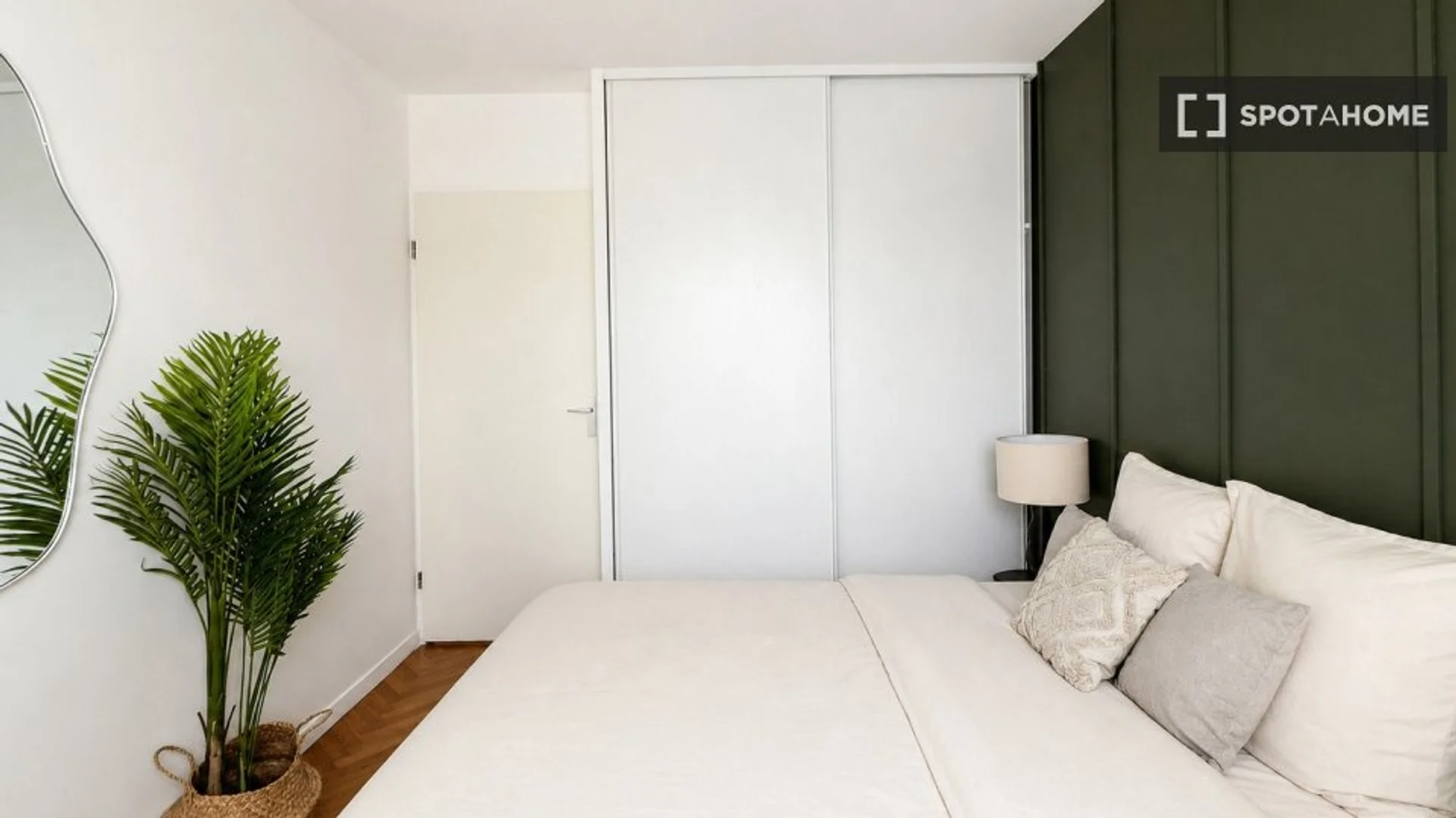 Habitación asequible para estudiantes con buena iluminación en 