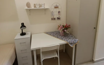 Studio à Via Rosario Gregorio, image 2 de 10