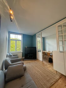Prywatny pokój w rezydencji 120 Avenue de la République, obraz 6 7