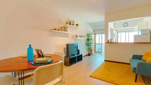 Apartamento inteiro em R. de Alexandre Herculano 161, 4000-054 Porto, Portugal, imagem 16 de 20