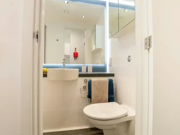 Quarto privado em 5, 8 London Rd, Brighton and Hove, Brighton BN1 4JA, UK, imagem 13 de 49