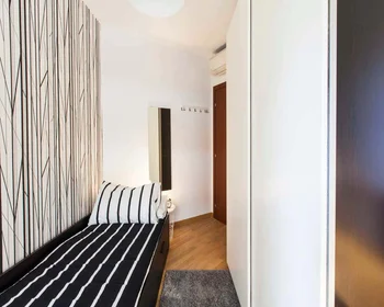 Habitación privada en Via Privata S. Martiniano, 1, 20139 Milano MI, Italy, imagen 2 de 30
