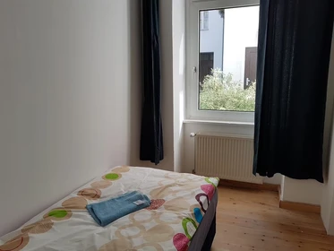 Cheap private room in Berlin