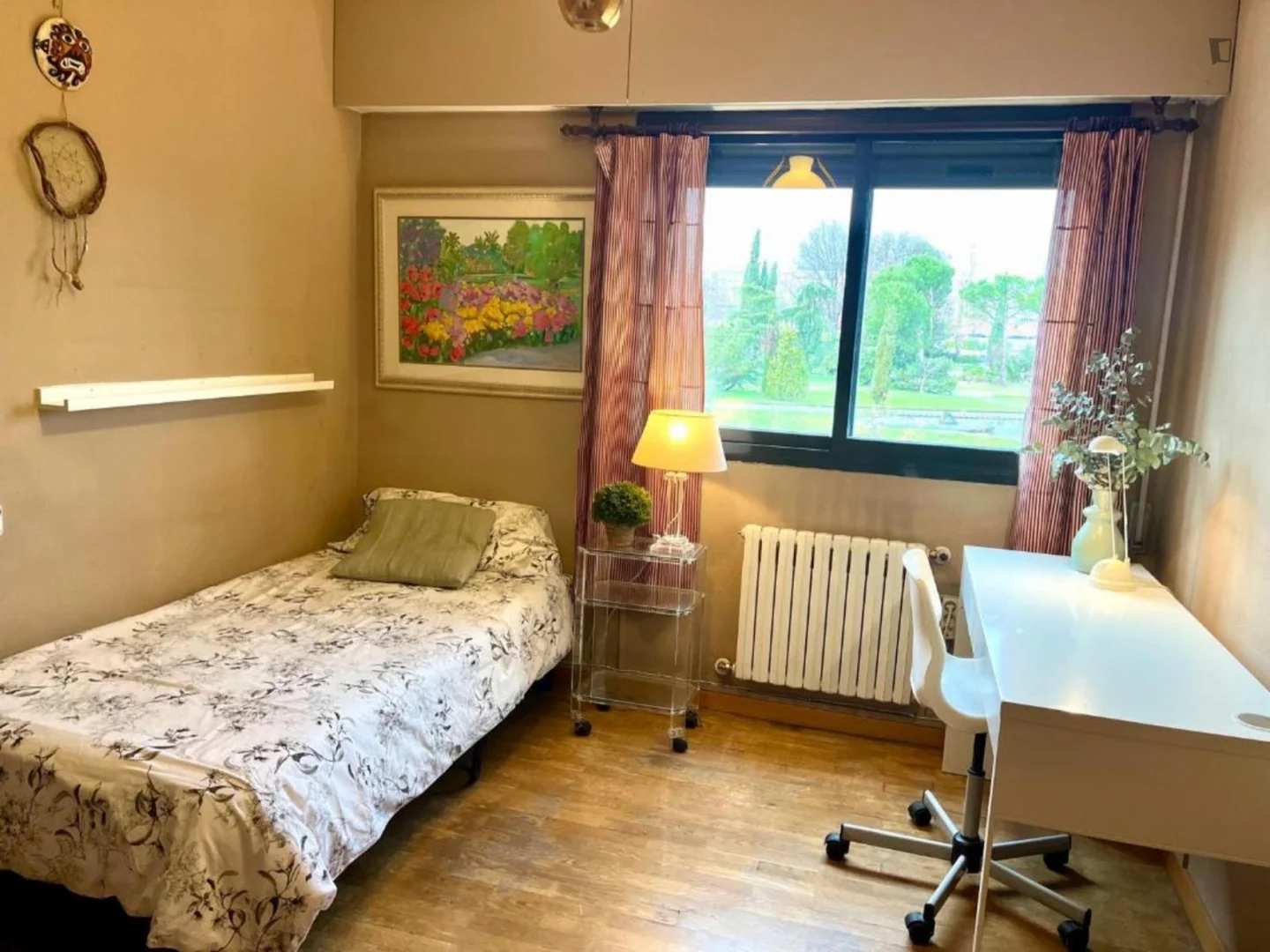 Studentenfreundliches Zimmer in  mit modernen Annehmlichkeiten