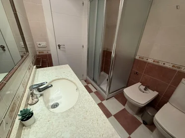 Stanza privata in Calle Andrés Mellado, immagine 13 di 15