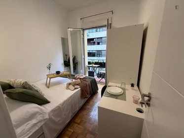 Stanza privata in Calle Andrés Mellado, immagine 3 di 15