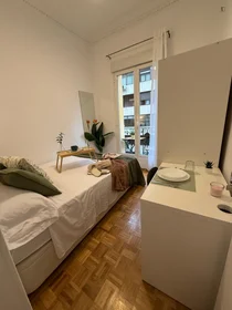 Stanza privata in Calle Andrés Mellado, immagine 4 di 15