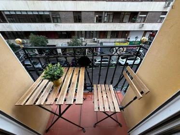 Stanza privata in Calle Andrés Mellado, immagine 7 di 15