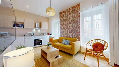 Chambre privée à 10 Rue Mi-Carême, 42000 Saint-Étienne, France, image 16 de 19