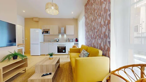 Chambre privée à 10 Rue Mi-Carême, 42000 Saint-Étienne, France, image 8 de 19