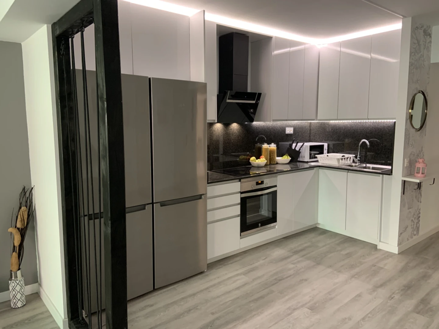 Economical student room with convenient location in 