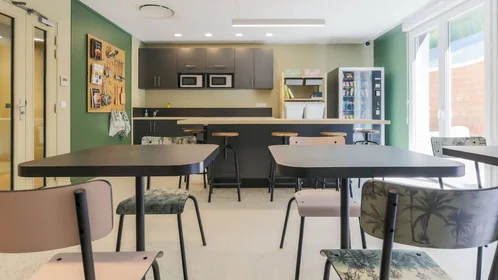 Quarto privado em residência em Metz, 57000, imagem 8 de 16