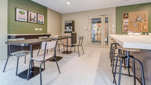 Quarto privado em residência em Metz, 57000, imagem 9 de 16