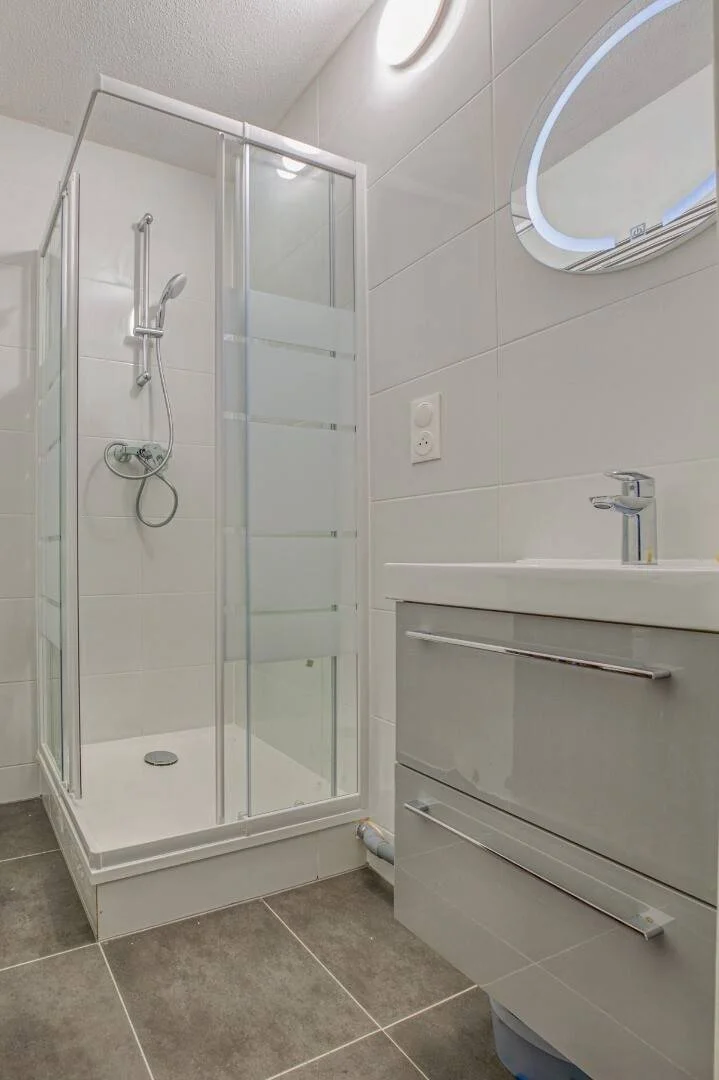 Habitación para estudiantes en  con modernas comodidades