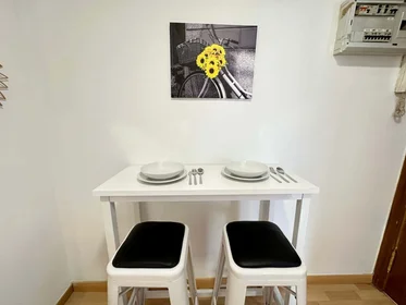 Privatzimmer in der C. de San Asturio Serrano, 3, 28802 Alcalá de Henares, Madrid, Spain, bild 11 von 27