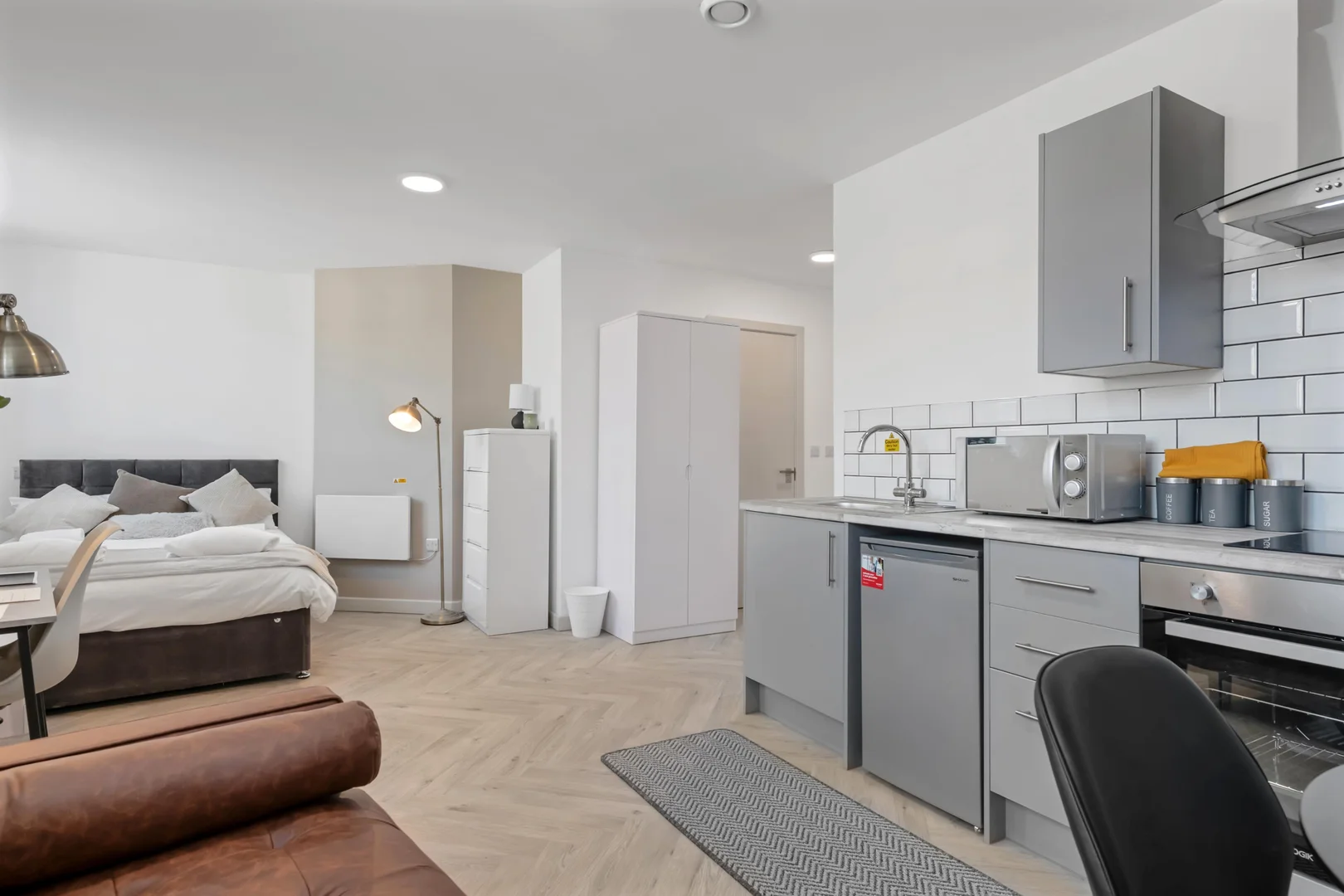 Fully equipped studio flat for students in 