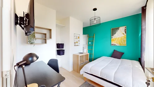 Private room at 8 rue Ensisheim, image 13 of 18