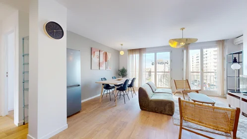 Private room at 99 Boulevard Sakakini, image 7 of 21