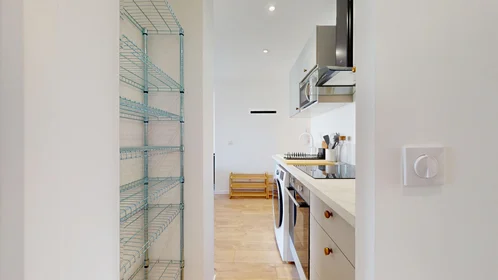 Private room at 99 Boulevard Sakakini, image 9 of 21