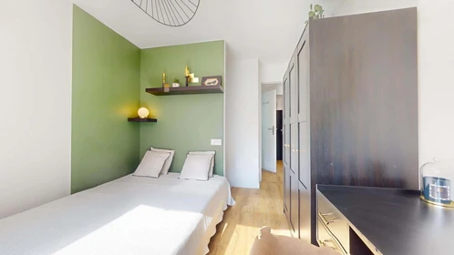 Privatzimmer in der 42 Ave Léon Blum, 31500 Toulouse, France, bild 6 von 19