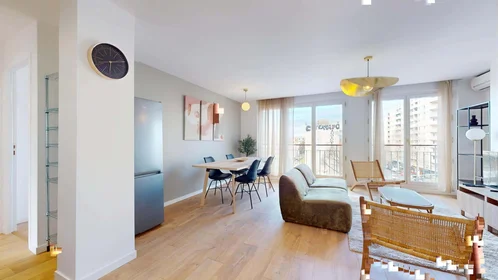 Chambre privée à 99 Bd Sakakini, 13005 Marseille, France, image 14 de 20