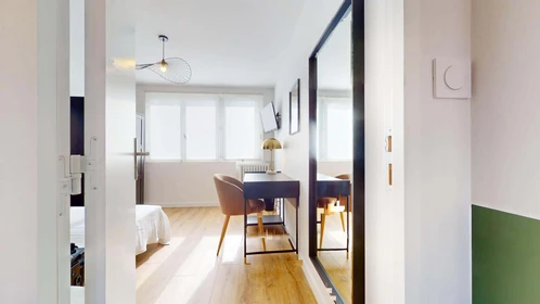 Privatzimmer in der 42 Ave Léon Blum, 31500 Toulouse, France, bild 5 von 19