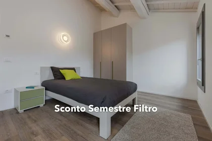 Chambre privée à Fondobanchetto, 33, 44121, Ferrara, IT, image 1 de 20