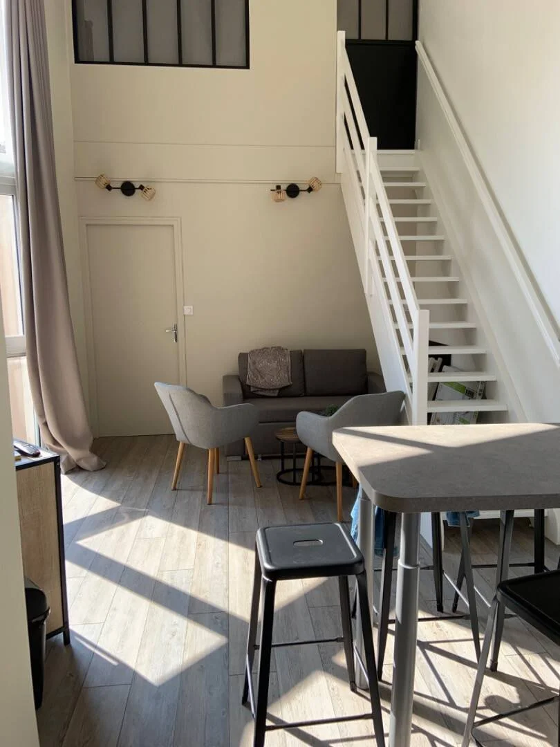 Chambre à louer dans un appartement d'étudiant à , entièrement meublée