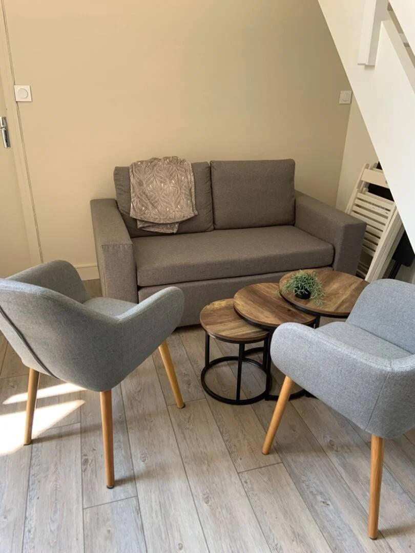 Chambre d'étudiant économique avec emplacement pratique dans 