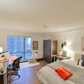 Shared room in residence at Parc Cité Student Housing, 3440 Park Ave, Montreal, Quebec H2X 2H5, image 27 of 30