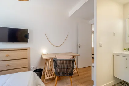 Chambre privée à 25 rue de la verdière, image 15 de 16