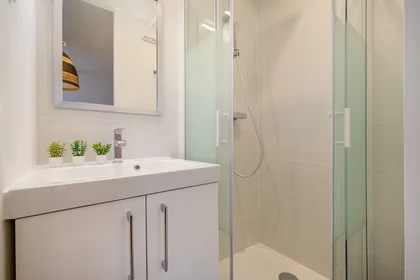 Chambre privée à 25 rue de la verdière, image 16 de 16