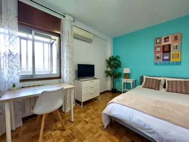 Özel oda konumu C. de Añastro, 28033 Madrid, Spain, 1 10 görüntüsü