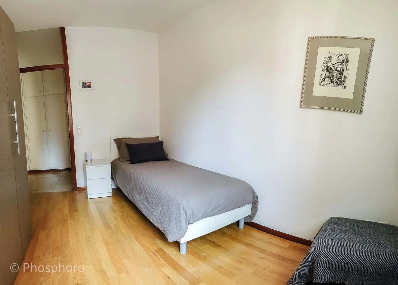 Cozy room for students available in