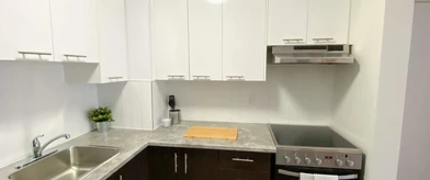 Logement entier en résidence à 348 Zephyr Ave, Ottawa, ON K2B 6A1, Canada, image 11 de 15