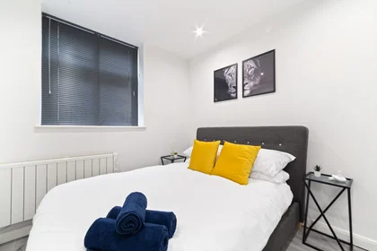 Logement entier à Burleys Way, image 4 de 18