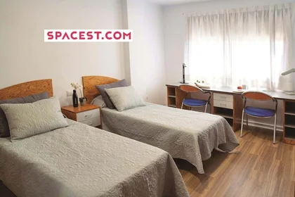 Özel oda konumu Burjassot, Valencia, Spain, 1 10 görüntüsü