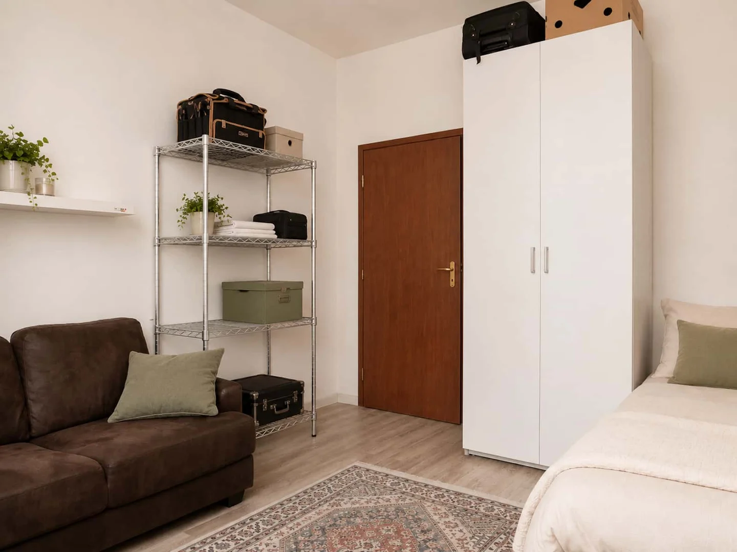 Affordable room for students with ample lighting in 
