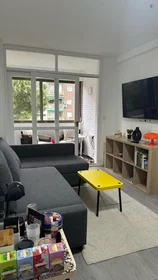 Private room at Paseo de Colonia, image 9 of 18