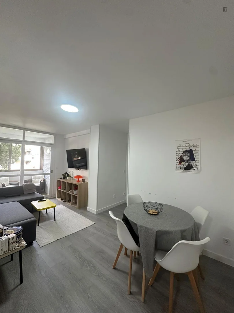 Student-friendly room in  with modern amenities