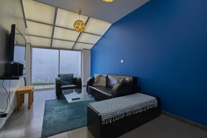 Private room at 76 rue du XXème siecle, image 12 of 19