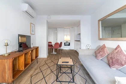 Entire apartment at Calle del Limonero 24, image 5 of 33