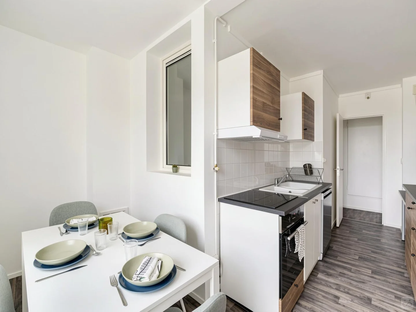 Habitación acogedora para estudiantes disponible en 