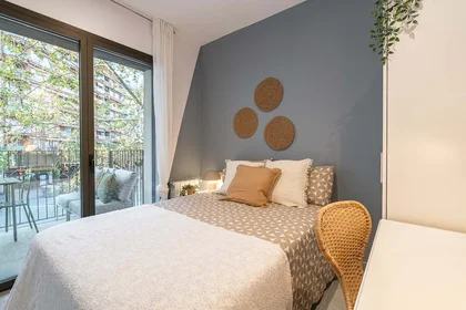 Quarto privado em Ptge. de Paca Soler, 08028 Barcelona, España, imagem 1 de 16